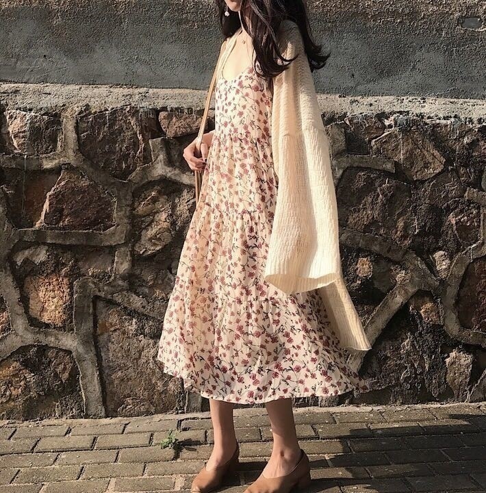 Summer retro lotus leaf Edge Gentle Floral temperament v-collar loose holiday wind in a large belt d