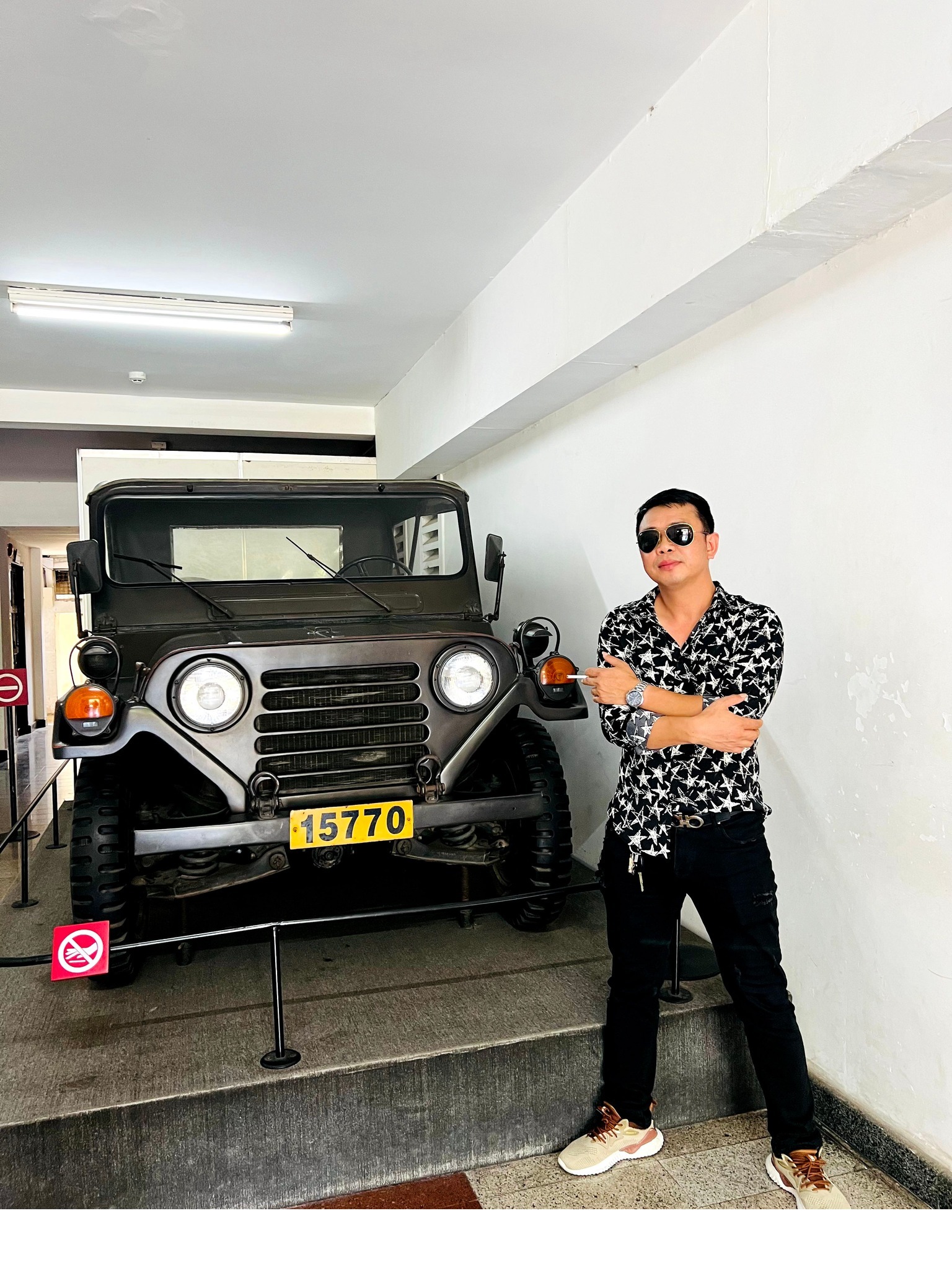 Mr Hùng